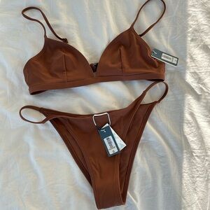 Brand new Aritzia Babaton swimsuit